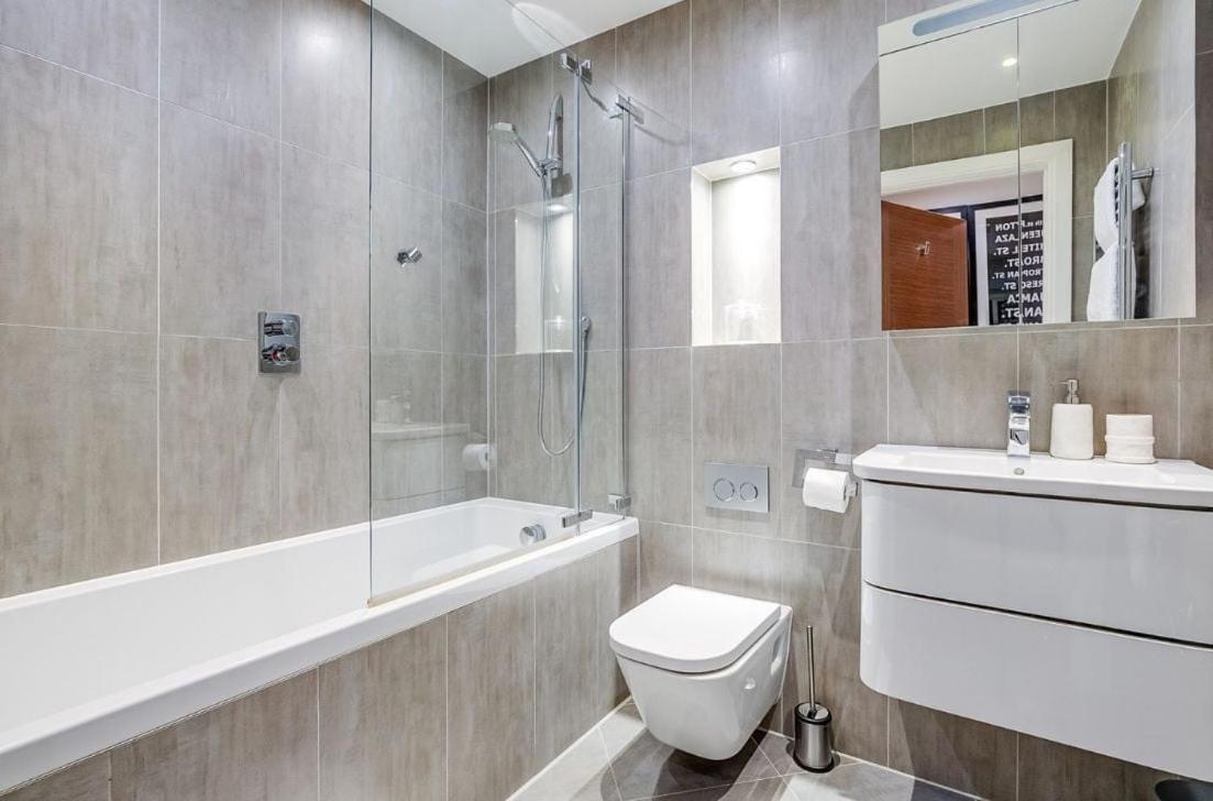 Appartamento Modern 2-bed, 2-bath, Clapham Junction, Parking Spot Included